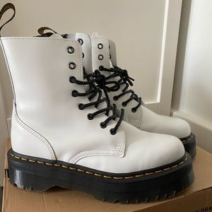 Jadon Dr. martens